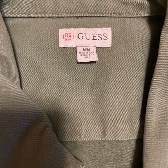 Women’s Guess army green vest. Size medium. - Picture 8 of 8